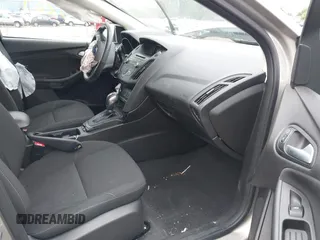 2016 Ford Focus SE z VIN 1FADP3F28GL300925, wystawiony jako IAAI lot #42563251 z przebiegiem 93 247 mil mil oraz . Historia ofert i sprzedaży dostępna na DreamBid. Obrazek 5.