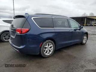 2018 Chrysler Pacifica Touring Plus with VIN 2C4RC1FG1JR178192, listed as a Copart auction lot 49412905 with 38,683 mi miles and Salvage Title. Bid and sale history available at DreamBid. Image 3.
