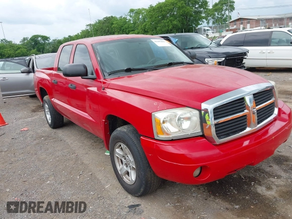 2007 Dodge Dakota SLT with VIN 1D7HE48K17S103188, listed as a IAAI auction lot 42187066 with 113,061 mi miles and . Bid and sale history available at carsss.com. Image 1.