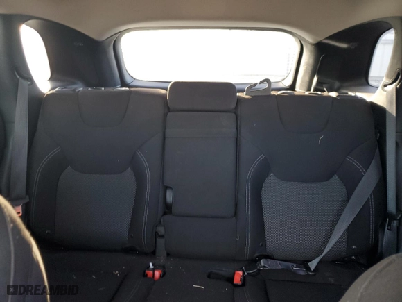 2019 Jeep Cherokee Latitude with VIN 1C4PJLCX9KD266456, listed as a Copart auction lot 41812375 with 44,086 mi miles and Clean Title. Bid and sale history available at carsss.com. Image 10.
