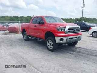 2008 Toyota Tundra z VIN 5TBBV54178S502662, wystawiony jako IAAI lot #42129795 z przebiegiem 154 138 mil mil oraz . Historia ofert i sprzedaży dostępna na DreamBid. Obrazek 1.