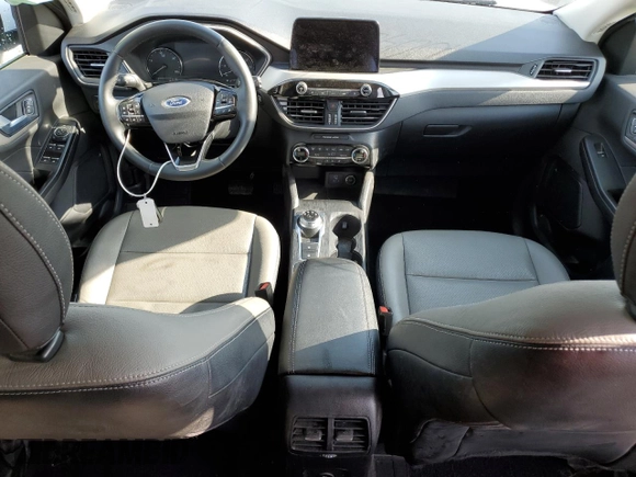 2021 Ford Escape SE Hybrid with VIN 1FMCU0BZ2MUB04089, listed as a Copart auction lot 56955305 with 45,088 mi miles and Salvage title. Bid and sale history available at DreamBid. Image 8.