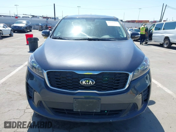 2019 Kia Sorento L z VIN 5XYPG4A38KG536055, wystawiony jako IAAI lot #42337435 z przebiegiem 48 184 mil mil oraz . Historia ofert i sprzedaży dostępna na DreamBid. Obrazek 13.