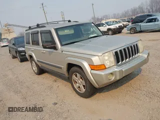 2008 Jeep Commander Sport with VIN 1J8HG48K88C191553, listed as a IAAI auction lot 41906354 with 218,143 mi miles. Bid and sale history available at carsss.com. Image 1.