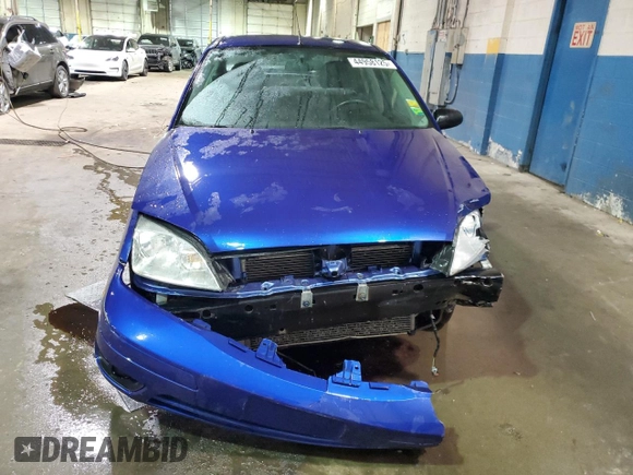 2006 Ford Focus S with VIN 1FAHP34N96W154210, listed as a Copart auction lot 44958125 with 82,776 mi miles and Clean Title. Bid and sale history available at carsss.com. Image 5.