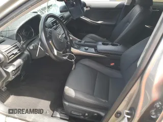 2020 Lexus IS 300 z VIN JTHAA1D23L5106435, wystawiony jako Copart lot #59883055 z przebiegiem 50 358 mil mil oraz Szkoda całkowita • Salvage title. Historia ofert i sprzedaży dostępna na DreamBid. Obrazek 7.