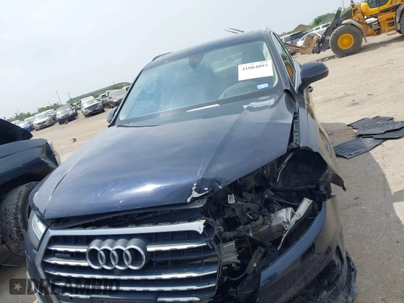 2017 Audi Q7 Prestige with VIN WA1VAAF7XHD032708, listed as a IAAI auction lot 41884093 with 114,408 mi miles and . Bid and sale history available at DreamBid. Image 12.