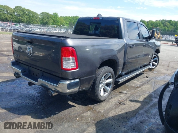 2021 Ram 1500 Big Horn z VIN 1C6RREFM5MN813578, wystawiony jako IAAI lot #42066531 z przebiegiem 77 207 mil mil oraz . Historia ofert i sprzedaży dostępna na DreamBid. Obrazek 4.
