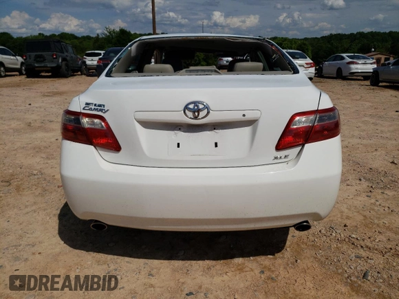 2008 Toyota Camry LE z VIN 4T1BK46K58U560311, wystawiony jako Copart lot #56431825 z przebiegiem 209 626 mil mil oraz Szkoda całkowita • Salvage title. Historia ofert i sprzedaży dostępna na DreamBid. Obrazek 6.
