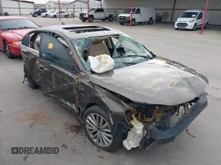 2015 Volkswagen Jetta SE z VIN 3VWD17AJ1FM202041, wystawiony jako IAAI lot #42179706 z przebiegiem 80 777 mil mil oraz . Historia ofert i sprzedaży dostępna na DreamBid. Obrazek 1.