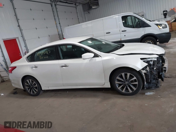 2017 Nissan Altima S with VIN 1N4AL3AP3HC218085, listed as a IAAI auction lot 42378187 with 93,821 mi miles and . Bid and sale history available at DreamBid. Image 13.