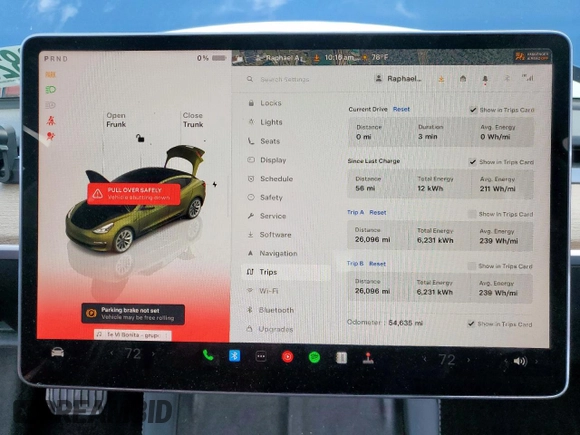 2023 Tesla Model 3 с VIN 5YJ3E1EA8PF450710, выставлен на аукционе Copart как лот 54708285 с пробегом 54 635 миль миль и Списание • Salvage title. История ставок и продаж доступна на DreamBid. Изображение 9.