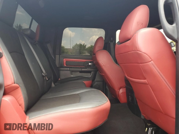 2016 Ram 1500 Rebel z VIN 1C6RR7YT0GS336788, wystawiony jako Copart lot #58507795 z przebiegiem Nie podano mil oraz Szkody całkowita. Historia ofert i sprzedaży dostępna na DreamBid. Obrazek 10.