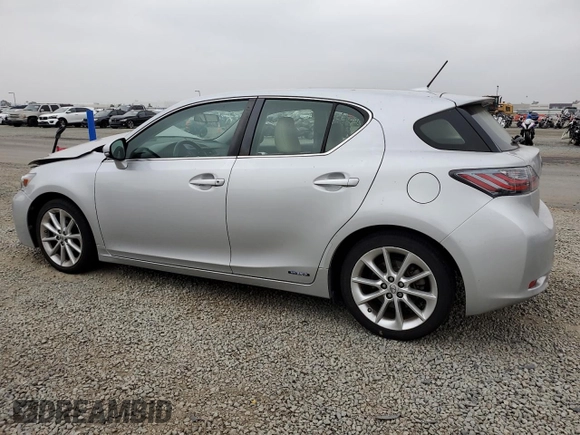2012 Lexus CT 200h z VIN JTHKD5BH4C2121084, wystawiony jako Copart lot #60842335 z przebiegiem 125 141 mil mil oraz Szkoda całkowita • Salvage title. Historia ofert i sprzedaży dostępna na DreamBid. Obrazek 2.