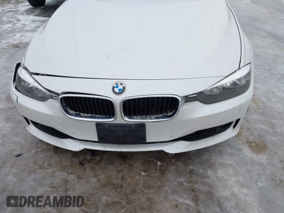 2015 BMW 3 Series 328i xDrive with VIN WBA3B5G52FNS19816, listed as a IAAI auction lot 41494526 with 67,550 mi miles. Bid and sale history available at carsss.com. Image 12.