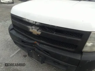 2010 Chevrolet Silverado 1500 with VIN 1GCSKPE31AZ229573, listed as a IAAI auction lot 41203758 with 128,175 mi miles and . Bid and sale history available at DreamBid. Image 6.