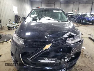 2021 Chevrolet Trax LT z VIN KL7CJPSM8MB364807, wystawiony jako Copart lot #44815215 z przebiegiem 19 669 mil mil oraz Szkoda całkowita • Salvage title. Historia ofert i sprzedaży dostępna na DreamBid. Obrazek 5.