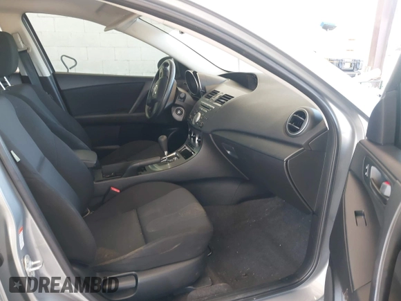 2011 Mazda Mazda3 i Sport with VIN JM1BL1UF4B1433743, listed as a IAAI auction lot 42021606 with 116,288 mi miles. Bid and sale history available at carsss.com. Image 5.