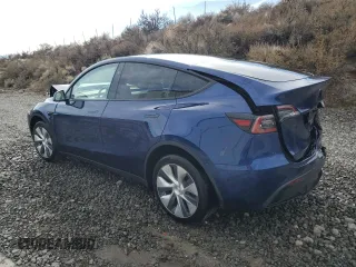 2024 Tesla Model Y Long Range с VIN 7SAYGDEE5RF983771, выставлен на аукционе Copart как лот 86153274 с пробегом 4 105 миль миль и Списание • Salvage title. История ставок и продаж доступна на DreamBid. Изображение 2.