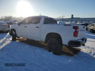 2022 Chevrolet Silverado 1500 LT Trail Boss with VIN 1GCPYFEL7NZ167567, listed as a Copart auction lot 44303105 with 23,992 mi miles and Salvage Title. Bid and sale history available at DreamBid. Image 2.