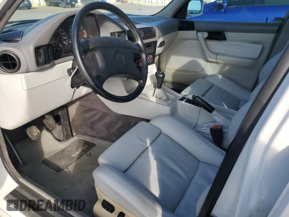 1991 BMW M5 z VIN WBSHD9319MBK05979, wystawiony jako Copart lot #85645534 z przebiegiem 138 219 mil mil oraz Czysty tytuł • Clean title. Historia ofert i sprzedaży dostępna na DreamBid. Obrazek 8.