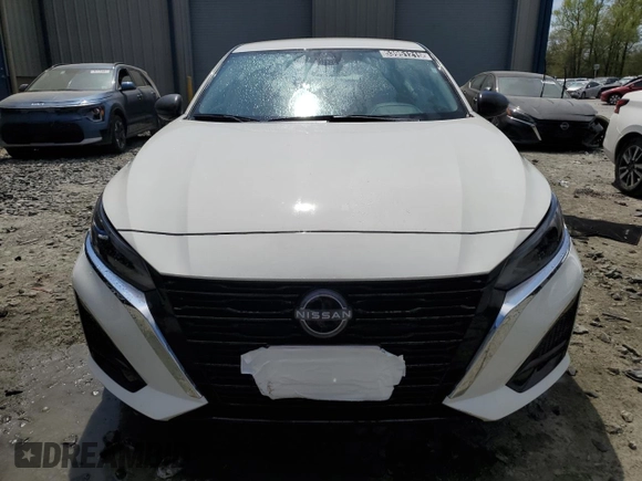 2025 Nissan Altima SV with VIN 1N4BL4DW1SN320770, listed as a Copart auction lot 53951215 with 10,813 mi miles and Salvage Title. Bid and sale history available at DreamBid. Image 5.