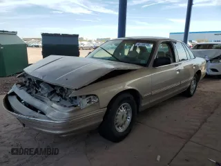 1997 Ford Crown Victoria LX z VIN 2FALP74W7VX231721, wystawiony jako Copart lot #46159215 z przebiegiem 155 363 mil mil oraz Szkoda całkowita • Salvage title. Historia ofert i sprzedaży dostępna na DreamBid. Obrazek 1.