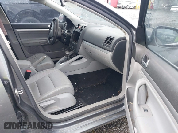 2007 Volkswagen Jetta Wolfsburg Edition с VIN 3VWEF71K07M187242, выставлен на аукционе IAAI как лот 40911182 с пробегом 144 067 миль миль и . История ставок и продаж доступна на DreamBid. Изображение 5.