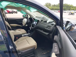 2023 Subaru Ascent Premium z VIN 4S4WMACD6P3419252, wystawiony jako IAAI lot #40145883 z przebiegiem 22 589 mil mil oraz . Historia ofert i sprzedaży dostępna na DreamBid. Obrazek 5.