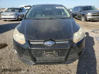 2012 Ford Focus SEL with VIN 1FAHP3M22CL253597, listed as a Copart auction lot 52731725 with 185,802 mi miles and Clean Title. Bid and sale history available at carsss.com. Image 5.