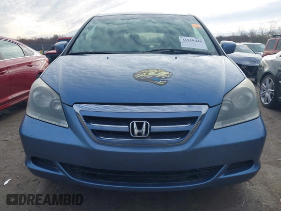 2005 Honda Odyssey EX-L with VIN 5FNRL38645B029325, listed as a IAAI auction lot 41958044 with 177,714 mi miles. Bid and sale history available at carsss.com. Image 11.