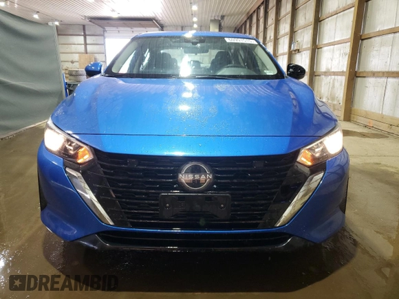 2024 Nissan Sentra SV z VIN 3N1AB8CV6RY339873, wystawiony jako Copart lot #60991515 z przebiegiem 32 790 mil mil oraz Czysty tytuł • Clean title. Historia ofert i sprzedaży dostępna na DreamBid. Obrazek 5.