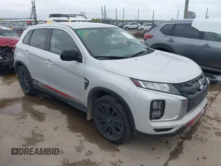 2023 Mitsubishi Outlander ES z VIN JA4ARUAU2PU007726, wystawiony jako IAAI lot #41899004 z przebiegiem 32 019 mil mil oraz . Historia ofert i sprzedaży dostępna na DreamBid. Obrazek 1.