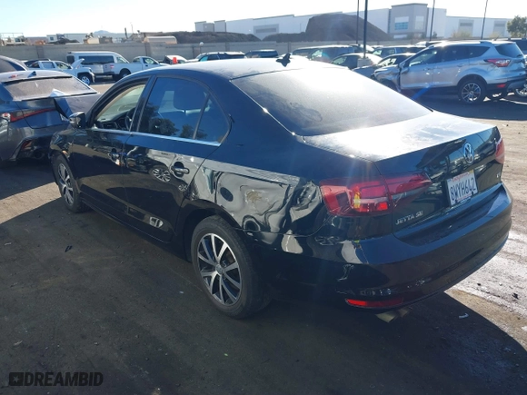 2018 Volkswagen Jetta 1.4T SE with VIN 3VWDB7AJ8JM211535, listed as a IAAI auction lot 41231317 with 68,316 mi miles. Bid and sale history available at carsss.com. Image 3.