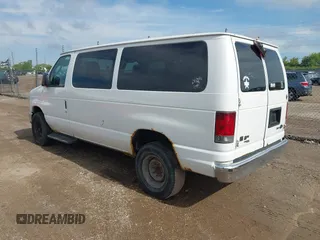 2010 Ford Econoline Passenger XL с VIN 1FBNE3BL6ADA30909, выставлен на аукционе IAAI как лот 42383904 с пробегом 284 194 миль миль и . История ставок и продаж доступна на DreamBid. Изображение 3.