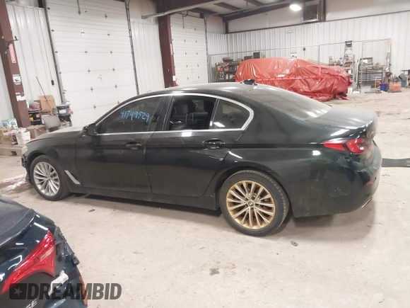 2021 BMW 5 Series 530i xDrive with VIN WBA13BJ09MCF64918, listed as a IAAI auction lot 41749529 with 90,076 mi miles and . Bid and sale history available at carsss.com. Image 14.