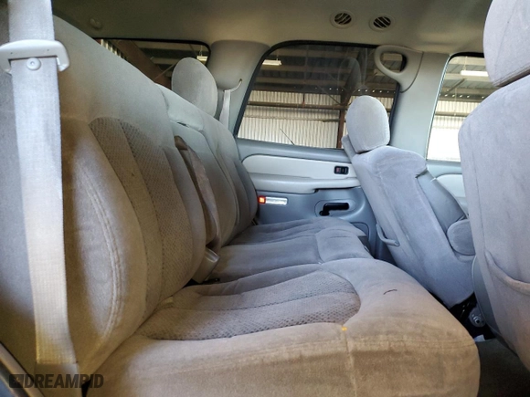 2000 Chevrolet New Tahoe LT with VIN 1GNEC13T0YJ164323, listed as a Copart auction lot 42754895 with 0 mi miles and Salvage Title. Bid and sale history available at carsss.com. Image 11.