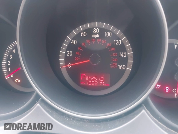 2009 Kia Optima LX z VIN KNAGE228095303047, wystawiony jako IAAI lot #41128475 z przebiegiem 165 317 mil mil oraz . Historia ofert i sprzedaży dostępna na DreamBid. Obrazek 7.