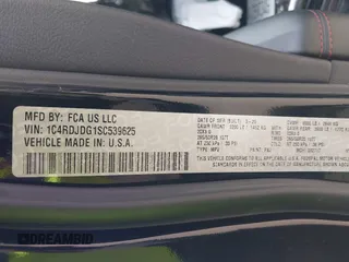2025 Dodge Durango GT Plus с VIN 1C4RDJDG1SC539625, выставлен на аукционе IAAI как лот 42592704 с пробегом 1 824 миль миль и . История ставок и продаж доступна на DreamBid. Изображение 9.
