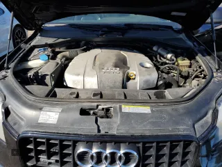 2014 Audi Q7 z VIN WA1DMCFE7ED013445, wystawiony jako Copart lot #49582255 z przebiegiem 258 648 mil mil oraz Szkoda całkowita • Salvage title. Historia ofert i sprzedaży dostępna na DreamBid. Obrazek 12.
