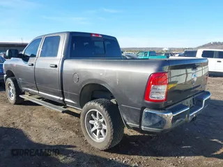 2022 Ram 2500 Tradesman with VIN 3C6UR5CJ5NG281375, listed as a IAAI auction lot 41453801 with 38,289 mi miles. Bid and sale history available at carsss.com. Image 3.