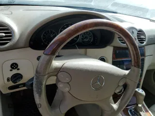 2005 Mercedes-Benz CLK 500 with VIN WDBTK75G65T040674, listed as a Copart auction lot 76109314 with Not Provided miles and Salvage Title. Bid and sale history available at DreamBid. Image 9.