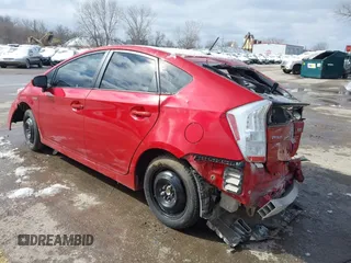 2011 Toyota Prius I with VIN JTDKN3DU3B0304788, listed as a IAAI auction lot 41731531 with 105,000 mi miles. Bid and sale history available at carsss.com. Image 3.