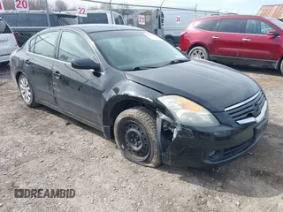 2009 Nissan Altima 2.5 S with VIN 1N4AL21E59N429836, listed as a IAAI auction lot 41812062 with 120,807 mi miles. Bid and sale history available at carsss.com. Image 1.