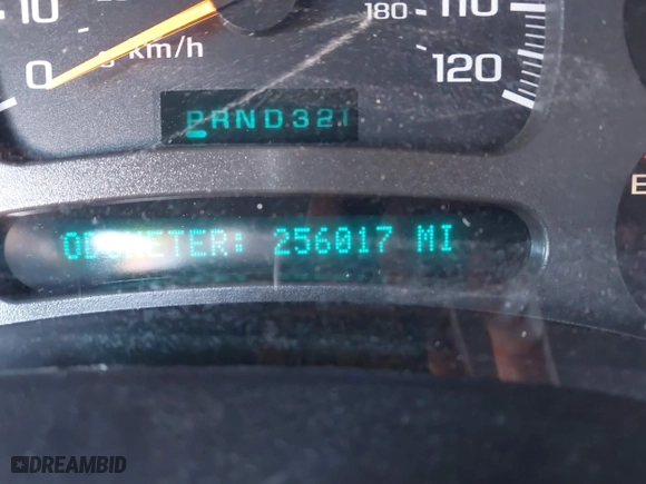 2003 Chevrolet Tahoe LS with VIN 1GNEC13V03R112315, listed as a IAAI auction lot 41424247 with 256,017 mi miles. Bid and sale history available at carsss.com. Image 7.