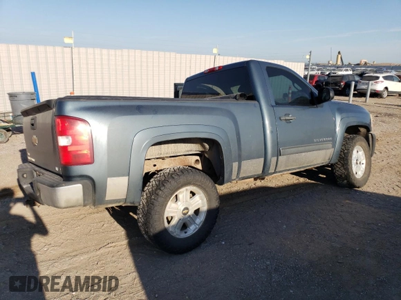 2011 Chevrolet Silverado 1500 LT with VIN 1GCNKSE0XBZ189629, listed as a Copart auction lot 68692694 with Not Provided miles and Clean Title. Bid and sale history available at DreamBid. Image 3.