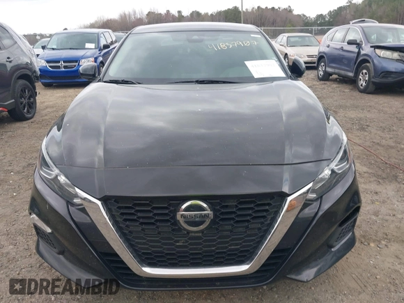 2021 Nissan Altima 2.5 S with VIN 1N4BL4BV4MN418768, listed as a IAAI auction lot 41837907 with 104,080 mi miles. Bid and sale history available at carsss.com. Image 13.