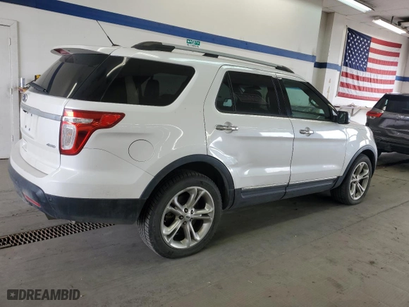 2013 Ford Explorer Limited with VIN 1FM5K8F87DGC12043, listed as a Copart auction lot 52203705 with 182,725 mi miles and Salvage Title. Bid and sale history available at carsss.com. Image 3.