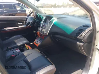 2004 Lexus RX 330 z VIN JTJHA31U940070246, wystawiony jako IAAI lot #42232582 z przebiegiem 229 454 mil mil oraz . Historia ofert i sprzedaży dostępna na DreamBid. Obrazek 5.