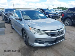 2016 Honda Accord Sport z VIN 1HGCR2F51GA110031, wystawiony jako IAAI lot #42236426 z przebiegiem 161 048 mil mil oraz . Historia ofert i sprzedaży dostępna na DreamBid. Obrazek 1.